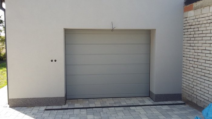 Garáž - dodávka a montáž garážových vrat