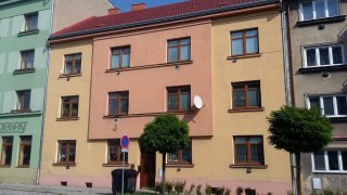 Bytový dům 3 - dodávka a montáž plastových oken