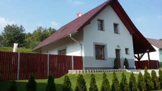 Rodinný dům 2 - dodávka a montáž plastových oken