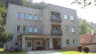 Bytový dům 1 - dodávka a montáž plastových oken 